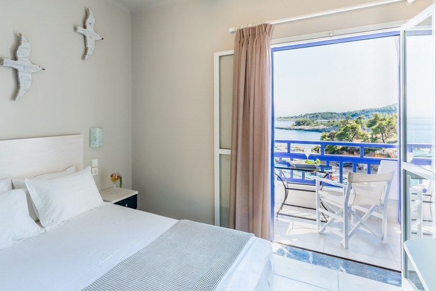 Pension Oniro Alonissos Double Room 06